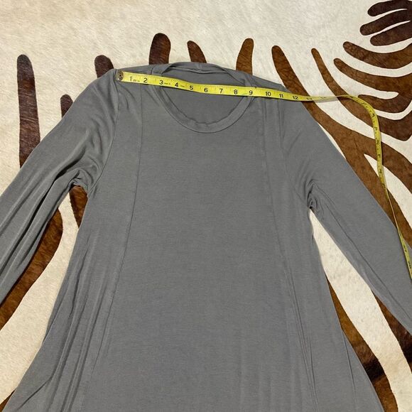 Lauren Moshi Elephant Grey Long Sleeve Asymmetrical Hem Swing Dress w/Pockets - Picture 4 of 9